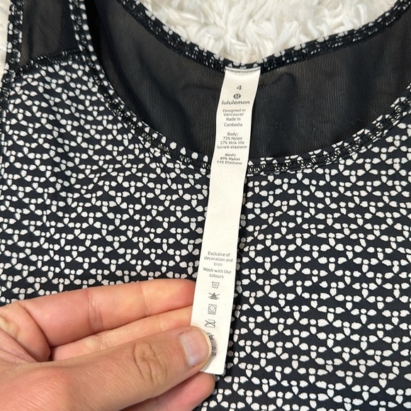 Lululemon Sculpt Tank - Picture 2 of 4